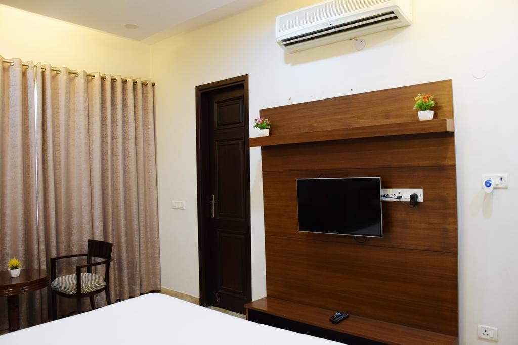 When In Gurgaon - Service Apartments, Near Medanta Medicity Delhi  Extérieur photo