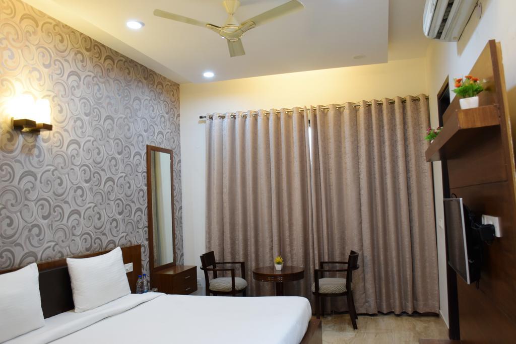 When In Gurgaon - Service Apartments, Near Medanta Medicity Delhi  Extérieur photo